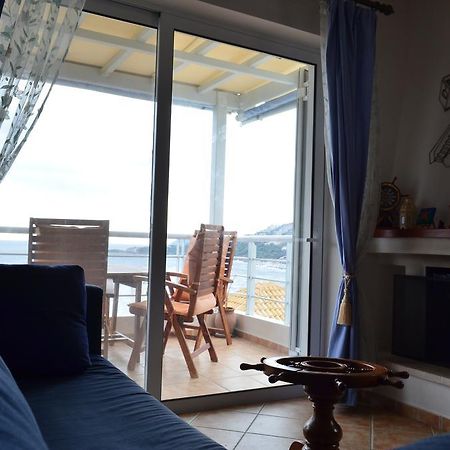 Giorgis Home Seafront Schinias Eksteriør bilde